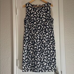 Talbots Black and White Sleeveless Shift  Dress size 12 Professional Office